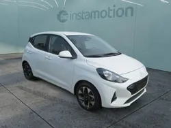 Weiß Neu 2024 Hyundai i10 Trend Kleinwagen | 17.240 € (Fairer Preis)