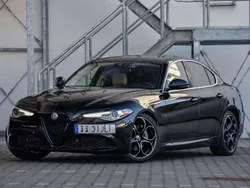 Schwarz Gebraucht 2017 Alfa Romeo Giulia Limousine | 18.400 € (Guter Preis)