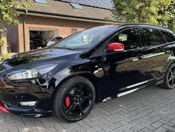 Schwarz Gebraucht 2017 Ford Focus ST-Line Kombi | 9.990 € (Fairer Preis)