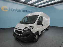Weiß Gebraucht 2024 Peugeot Boxer Van | 27.699 € (Fairer Preis)