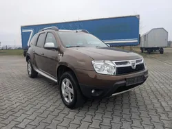 Braun Gebraucht 2011 Dacia Duster SUV | 5.300 € (Guter Preis)