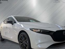 Weiß Gebraucht 2025 Mazda 3 Homura-Line Limousine | 24.990 € (Fairer Preis)