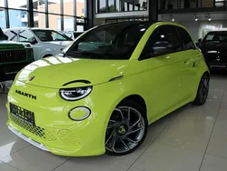 Acidgrün** Gebraucht 2023 Abarth 500e Scorpionissima Kleinwagen | 26.600 € (Fairer Preis)