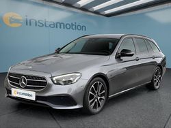 Grau Gebraucht 2022 Mercedes E220 Kombi | 31.249 € (Fairer Preis)