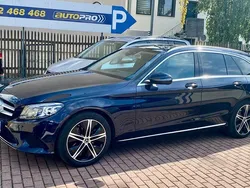 Blau Gebraucht 2019 Mercedes C200 Avantgarde Kombi | 19.970 € (Etwas zu teuer)