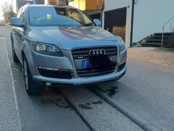 Grau Gebraucht 2007 Audi Q7 SUV | 6.000 € (Fairer Preis)