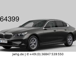 Grau Gebraucht 2024 BMW 520 Sport Line Limousine | 41.480 € (Fairer Preis)