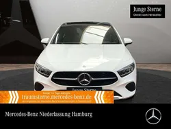 Weiß Gebraucht 2024 Mercedes A200 Advanced Plus Limousine | 29.690 € (Fairer Preis)