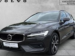 Grau Gebraucht 2024 Volvo V60 Core Kombi | 35.900 € (Guter Preis)