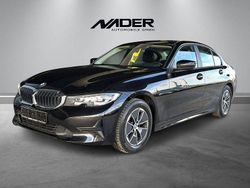 Schwarz Gebraucht 2021 BMW 318 Advantage Limousine | 24.990 € (Etwas zu teuer)