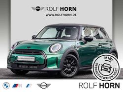 British racing green metallic Gebraucht 2022 Mini Cooper Classic Kleinwagen | 21.820 € (Fairer Preis)