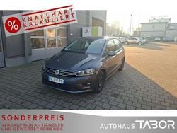 Indiumgrau metallic Gebraucht 2017 VW Golf Sportsvan Van / Kleinbus | 11.385 € (Guter Preis)