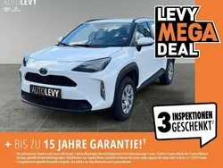 Weiß Gebraucht 2025 Toyota Yaris Cross SUV | 22.890 € (Guter Preis)
