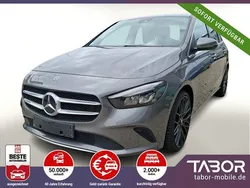 Grau metallic Gebraucht 2019 Mercedes B250 Edition 1 Van / Kleinbus | 27.488 € (Teuer)