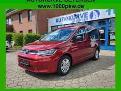 Rot Gebraucht 2021 VW Caddy Van / Kleinbus | 25.900 € (Fairer Preis)