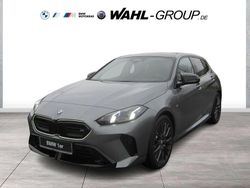 Grau Neu 2025 BMW M135 Performance Kleinwagen | 55.490 € (Fairer Preis)