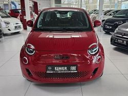 Colore esterno (red vr111/a) Gebraucht 2023 Fiat 500e Red Limousine | 20.790 € (Guter Preis)