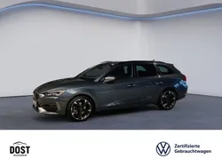 Grau Gebraucht 2024 Cupra Leon Limousine | 31.730 € (Etwas zu teuer)