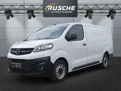 Weiss Gebraucht 2024 Opel Vivaro Van | 26.997 € (Guter Preis)