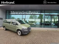 Granitgrün Gebraucht 2018 Mercedes Vito Van / Kleinbus | 29.890 € (Teuer)