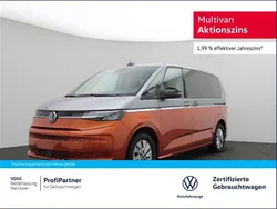 Orange Gebraucht 2024 VW Multivan Life Van / Kleinbus | 54.650 € (Fairer Preis)