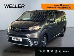 Grau Gebraucht 2023 Toyota Proace Verso Comfort Kombi | 35.790 € (Fairer Preis)