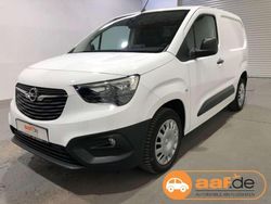 Weiß Gebraucht 2019 Opel Combo Selection Van / Kleinbus | 7.950 € (Superpreis)