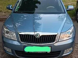 Silber Gebraucht 2009 Skoda Octavia Limousine | 3.800 € (Guter Preis)