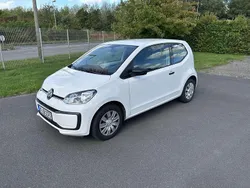 Weiß Gebraucht 2018 VW up! Kleinwagen | 6.200 € (Guter Preis)