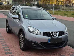 Grau Gebraucht 2011 Nissan Qashqai +2 Tekna SUV | 6.000 € (Fairer Preis)