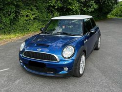 Blau Gebraucht 2009 Mini John Cooper Works Kleinwagen | 8.200 € (Guter Preis)