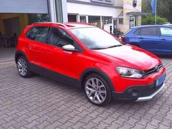 Flashrot Gebraucht 2017 VW Polo Cross Kleinwagen | 13.250 € (Etwas zu teuer)