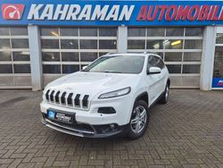 Weiß Gebraucht 2016 Jeep Cherokee Limited SUV | 11.599 € (Etwas zu teuer)