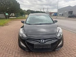Schwarz Gebraucht 2013 Hyundai i30 Classic Kombi | 3.990 € (Fairer Preis)
