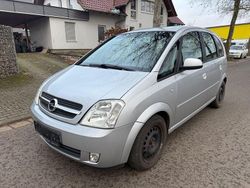 Silber Gebraucht 2003 Opel Meriva Cosmo Van / Kleinbus | 2.000 € (Etwas zu teuer)