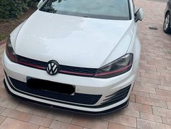 Weiß Gebraucht 2013 VW Golf VII GTI Limousine | 15.000 € (Etwas zu teuer)