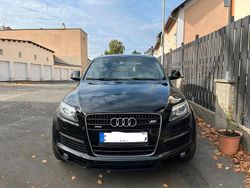 Schwarz Gebraucht 2010 Audi Q7 S-Line SUV | 8.900 €