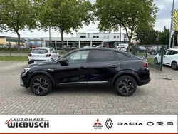 Onyxschwarz Gebraucht 2022 Renault Arkana R.S. SUV | 23.990 € (Fairer Preis)