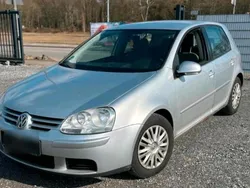 Silber Gebraucht 2005 VW Golf V Limousine | 1.000 € (Superpreis)