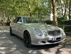 Silber Gebraucht 2002 Mercedes 240 Limousine | 4.500 €
