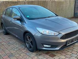 Braun Gebraucht 2016 Ford Focus Business Edition Limousine | 3.600 € (Superpreis)