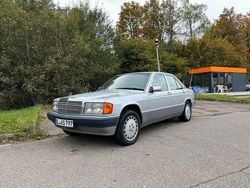 Silber Gebraucht 1992 Mercedes 190 Limousine | 7.900 €