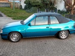 Grün Gebraucht 1993 Opel Kadett Cabrio | 2.800 €