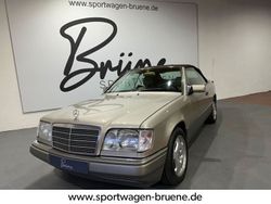 Grau Gebraucht 1995 Mercedes E320 Cabrio | 30.950 €