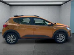 Orange Gebraucht 2022 Dacia Sandero Stepway Kleinwagen | 13.799 € (Fairer Preis)