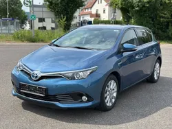 Toyota Auris Hybrid