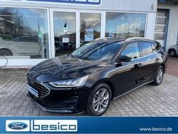 Obsidianschwarz metallic Gebraucht 2023 Ford Focus Titanium Kombi | 20.480 € (Guter Preis)