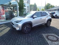 Silber Neu 2025 Toyota Yaris Cross SUV | 27.700 € (Guter Preis)