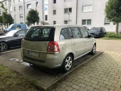 Beige Gebraucht 2008 Opel Zafira Edition Van / Kleinbus | 4.300 € (Fairer Preis)