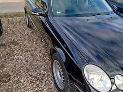 Schwarz Gebraucht 2006 Mercedes 200 Kombi | 3.800 € (Fairer Preis)